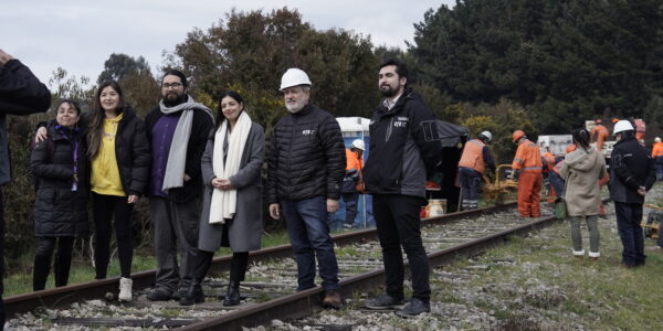 Iniciamos obras ferroviarias en talud de Villa Michelle Bachelet para materializar el Proyecto 30/30 Llanquihue-Puerto Montt