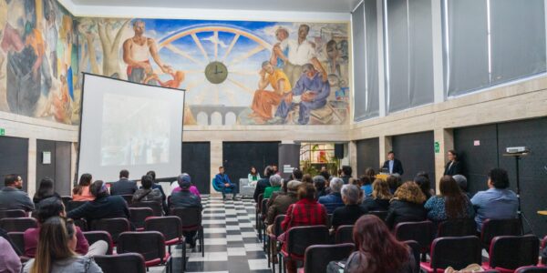 Biobío se reencontró con su historia ferroviaria en conversatorio impulsado por EFE Trenes de Chile y Centro Cultural La Moneda